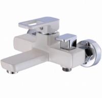 Смеситель для ванны D-lin D130366-С (белый)