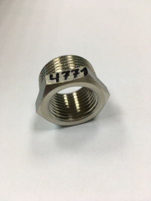Футорка 1/2" в. x 3/4" н., латунная