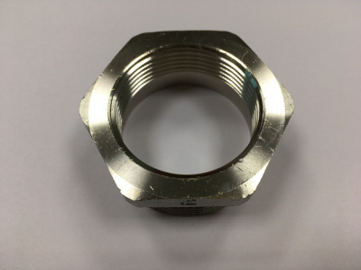 Футорка 1½" в. x 2" н., латунная