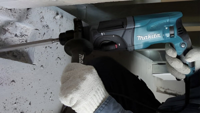 Перфоратор Makita HR-2470