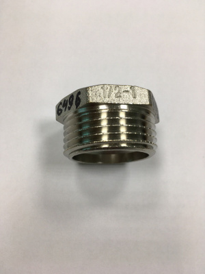 Футорка 1/2" в. x 1" н., латунная