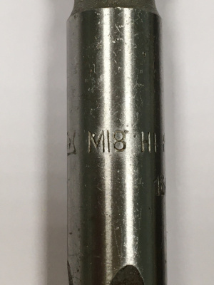 Метчики М18 х 2,5 (комплект 2 штуки)